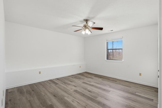 507 COLUMBIA DR APT J, Columbia, MO 65201