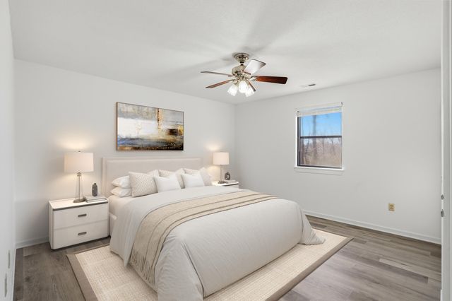 507 COLUMBIA DR APT J, Columbia, MO 65201