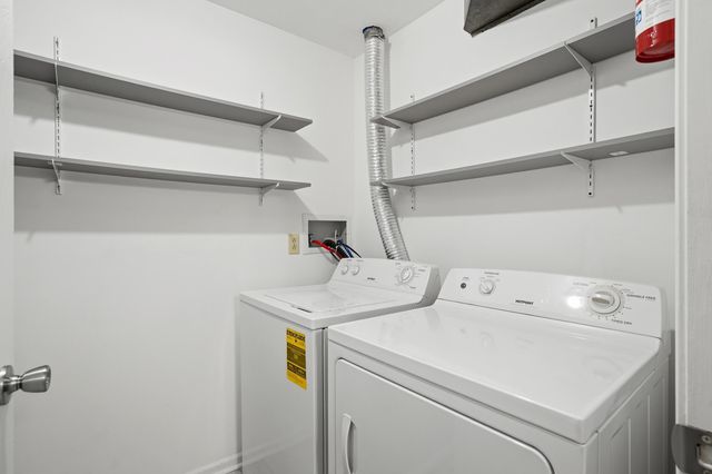 507 COLUMBIA DR APT J, Columbia, MO 65201