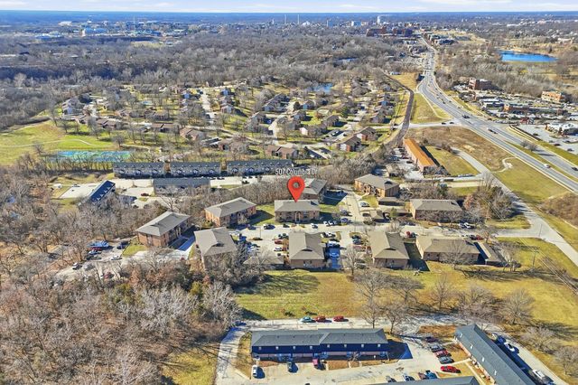 507 COLUMBIA DR APT J, Columbia, MO 65201