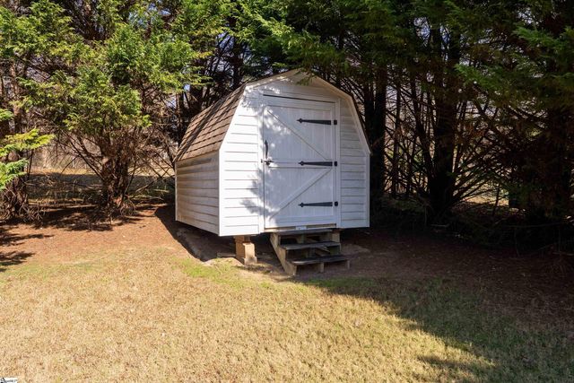 214 Fisherman Lane, Seneca, SC 29672