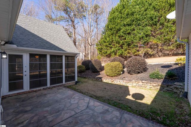 214 Fisherman Lane, Seneca, SC 29672