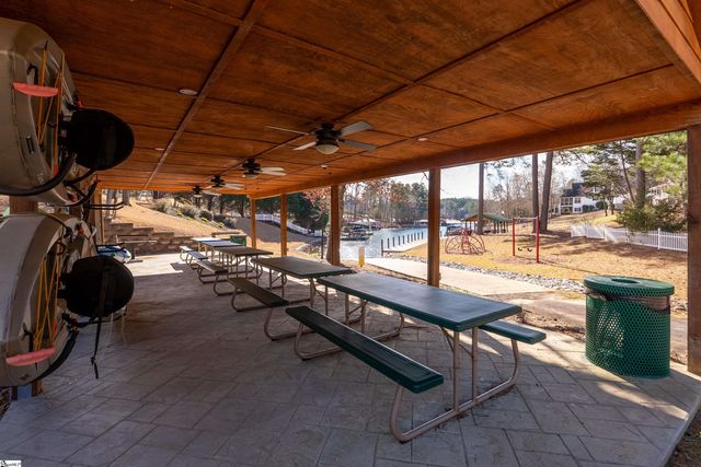 214 Fisherman Lane, Seneca, SC 29672