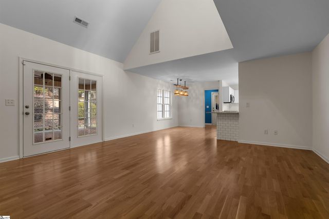 214 Fisherman Lane, Seneca, SC 29672