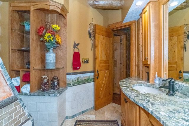 8739 S Old State Road 37, Bloomington, IN 47401