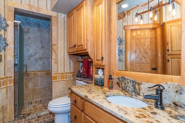 8739 S Old State Road 37, Bloomington, IN 47401