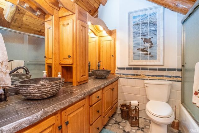 8739 S Old State Road 37, Bloomington, IN 47401