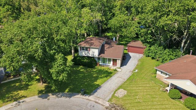 8 Mantua Court, Park Forest, IL 60466