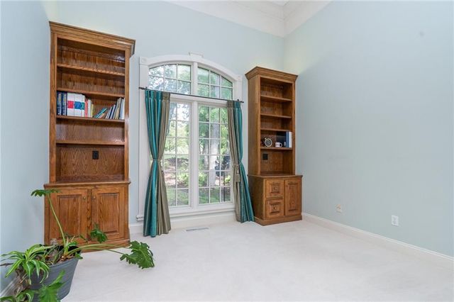 204 Fall Creek Road, Lawrence, KS 66049