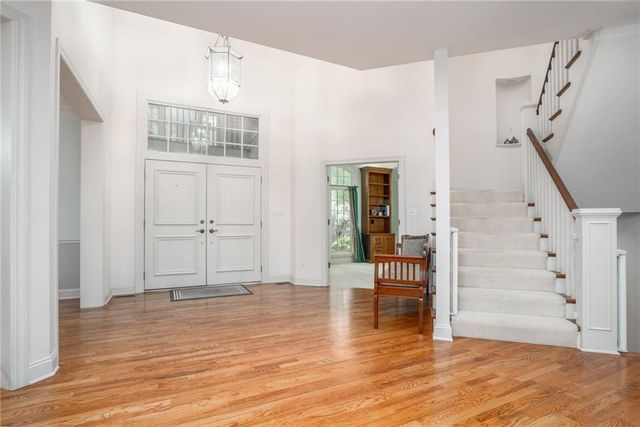 204 Fall Creek Road, Lawrence, KS 66049
