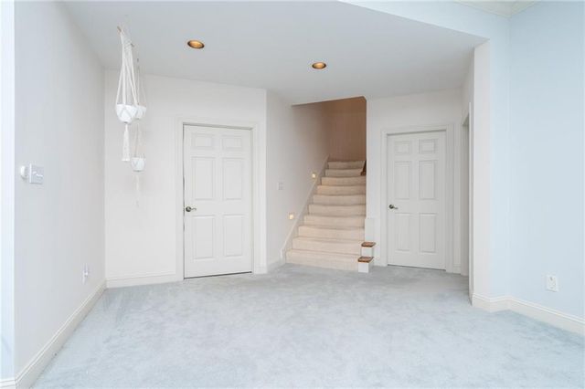 204 Fall Creek Road, Lawrence, KS 66049