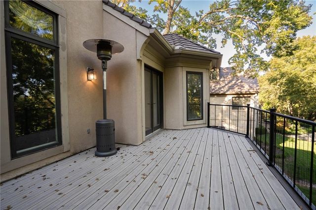 204 Fall Creek Road, Lawrence, KS 66049