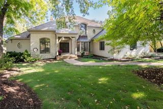 204 Fall Creek Road, Lawrence, KS 66049