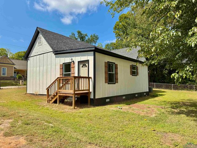 106 Maulding St, Marshall, TX 75670