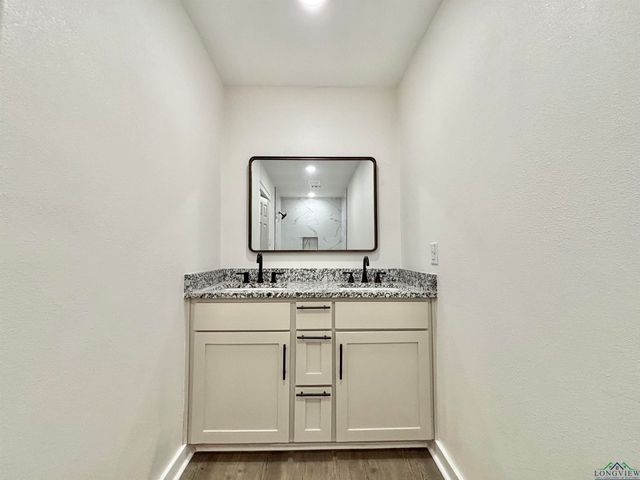 106 Maulding St, Marshall, TX 75670