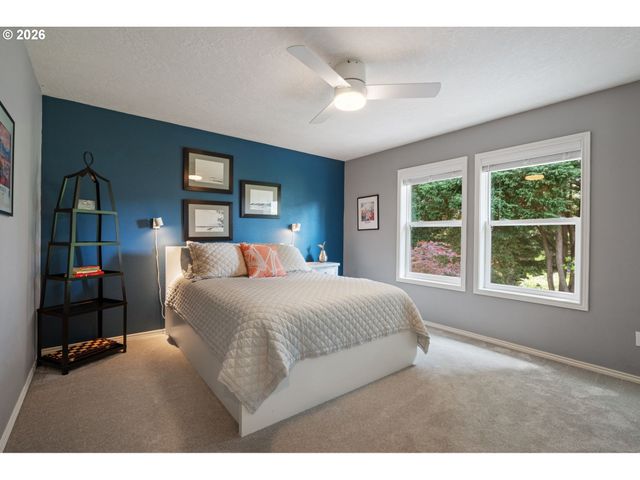 16750 Sw SPRINGWATER Ln, Beaverton, OR 97006