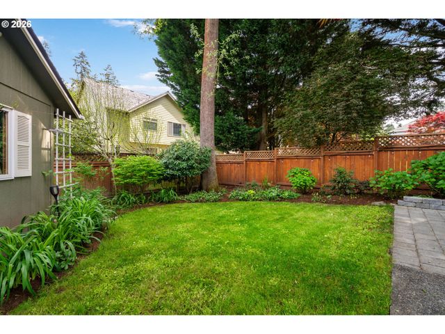 16750 Sw SPRINGWATER Ln, Beaverton, OR 97006
