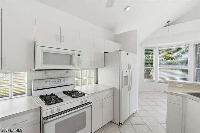 17961 Bermuda Dunes DR, Fort Myers, FL 33967