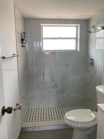 7900 Tatum Waterway Drive 305, Miami Beach, FL 33141