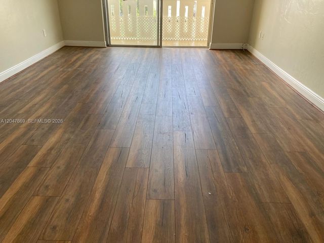 7900 Tatum Waterway Drive 305, Miami Beach, FL 33141