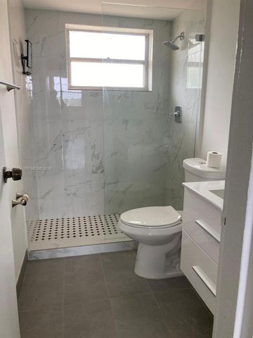 7900 Tatum Waterway Drive 305, Miami Beach, FL 33141