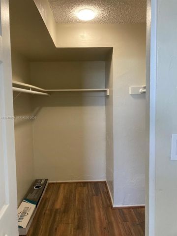 7900 Tatum Waterway Drive 305, Miami Beach, FL 33141