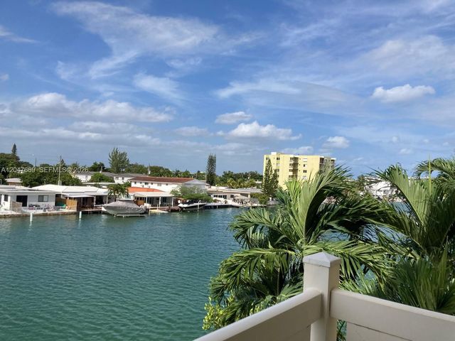 7900 Tatum Waterway Drive 305, Miami Beach, FL 33141