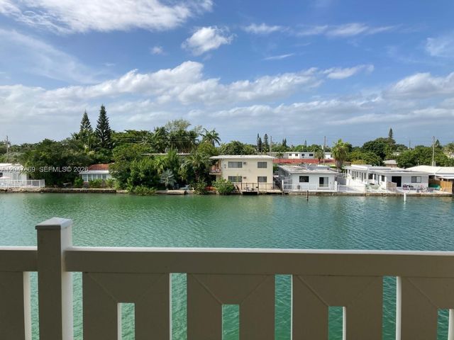 7900 Tatum Waterway Drive 305, Miami Beach, FL 33141