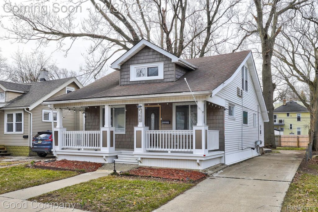 564 E Lewiston Avenue, Ferndale, MI 48220