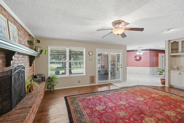 6107 Belvidere Circle, Granbury, TX 76049