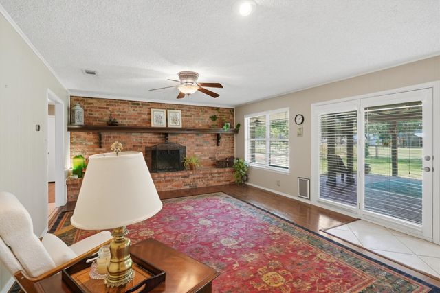 6107 Belvidere Circle, Granbury, TX 76049