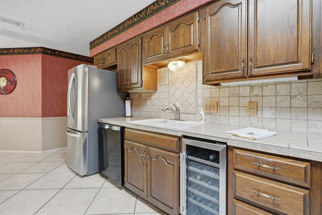 6107 Belvidere Circle, Granbury, TX 76049
