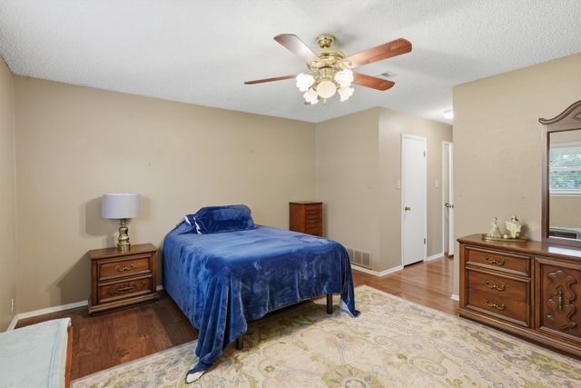 6107 Belvidere Circle, Granbury, TX 76049