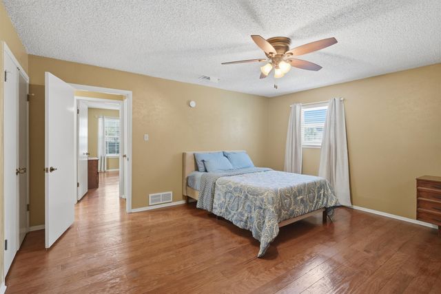 6107 Belvidere Circle, Granbury, TX 76049