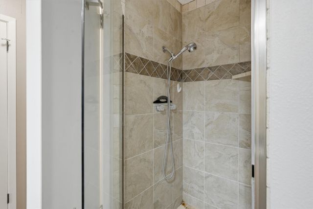 6107 Belvidere Circle, Granbury, TX 76049