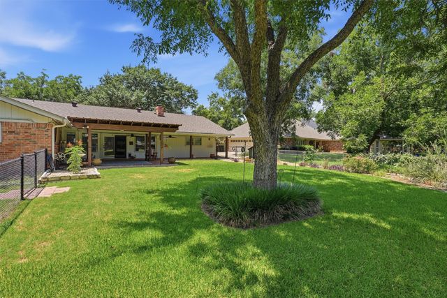 6107 Belvidere Circle, Granbury, TX 76049