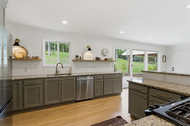 6534 Melinda Dr, Nashville, TN 37205