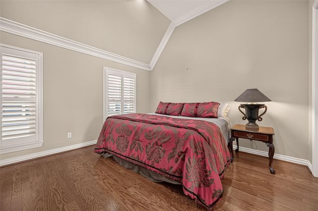 4003 Bellefontaine Street, Houston, TX 77025