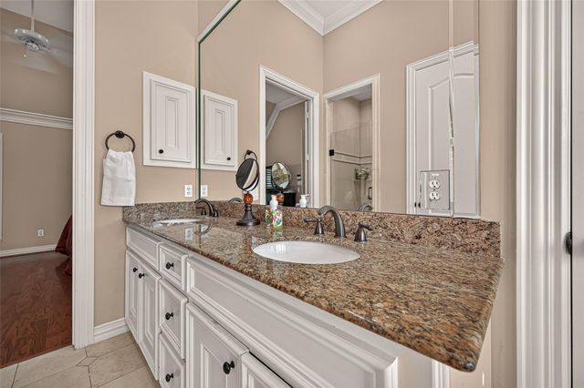 4003 Bellefontaine Street, Houston, TX 77025