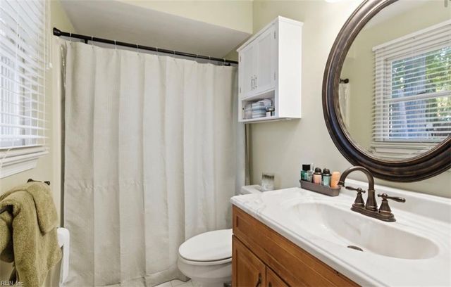 633 Rock DR, Chesapeake, VA 23323