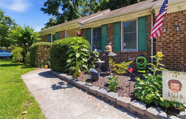 633 Rock DR, Chesapeake, VA 23323