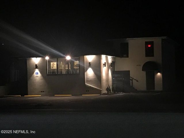 6126 ATLANTIC Boulevard, Jacksonville, FL 32211