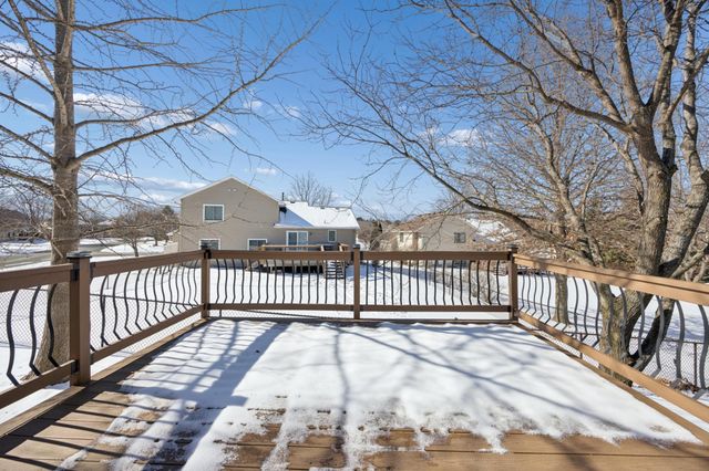 625 Mcfaddens Trail, Eagan, MN 55123
