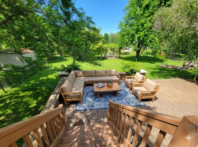 625 Mcfaddens Trail, Eagan, MN 55123