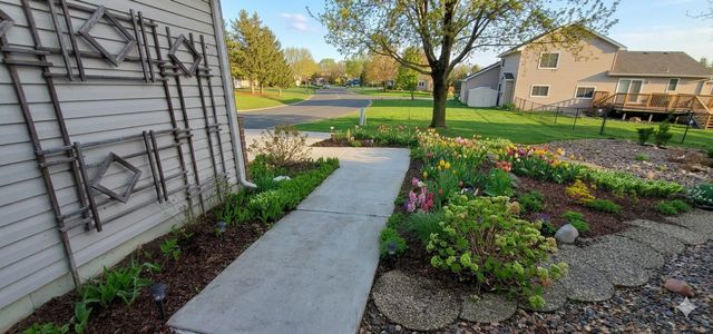 625 Mcfaddens Trail, Eagan, MN 55123