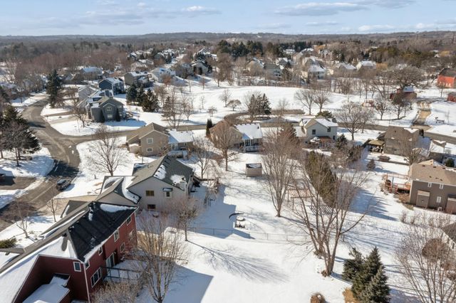 625 Mcfaddens Trail, Eagan, MN 55123