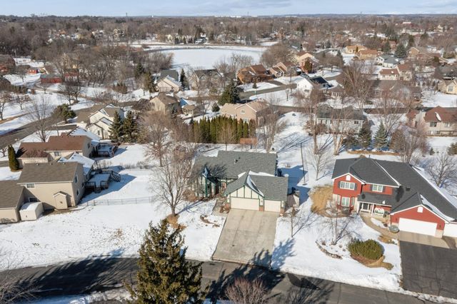 625 Mcfaddens Trail, Eagan, MN 55123