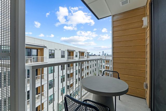 2323 S Lamar BLVD 520, Austin, TX 78704