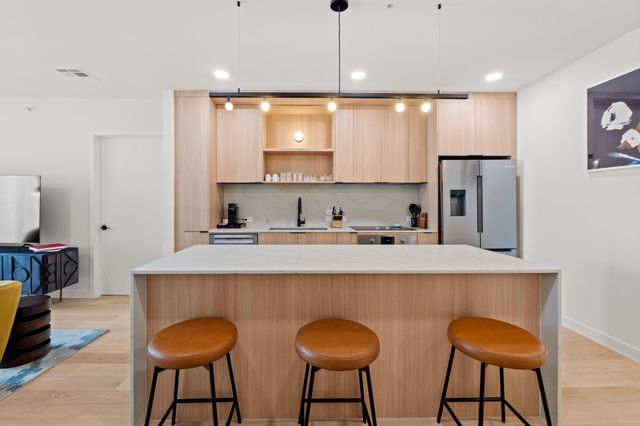 2323 S Lamar BLVD 520, Austin, TX 78704