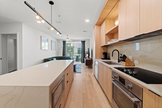 2323 S Lamar BLVD 520, Austin, TX 78704